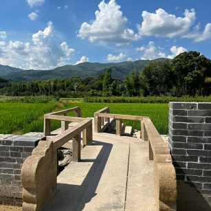 朝阳花岗岩仿古石材景区使用案例