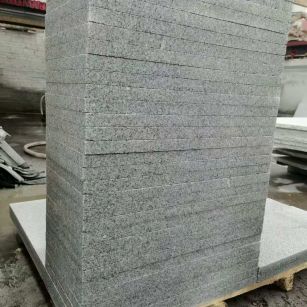 朝阳 花岗岩 地铺成品300*600，尺寸标准、厚薄均匀