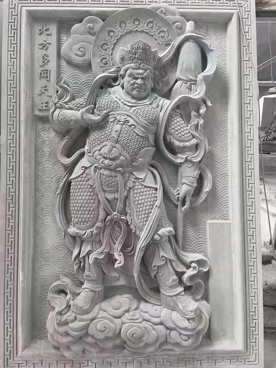 朝阳 芝麻灰花岗岩人物雕刻——多闻天王