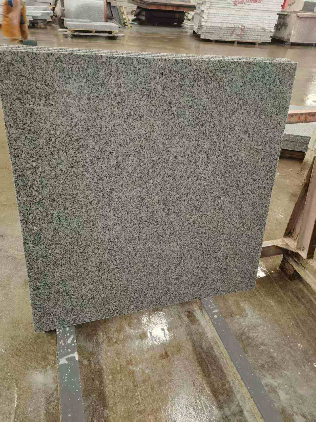 朝阳 芝麻白光面900*900，高地铁标准